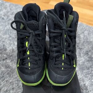 Nike foam posite for boys with box size 11 c